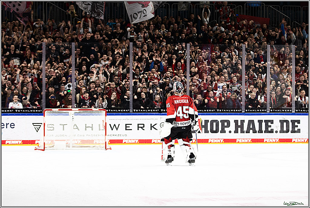 PENNY DEL; Koelner Haie- Duesseldorfer EG; Koeln, 28.12.2023