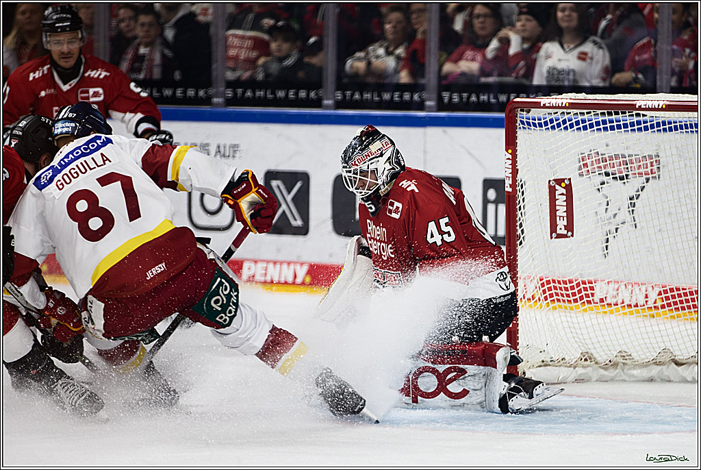 PENNY DEL; Koelner Haie- Duesseldorfer EG; Koeln, 28.12.2023
