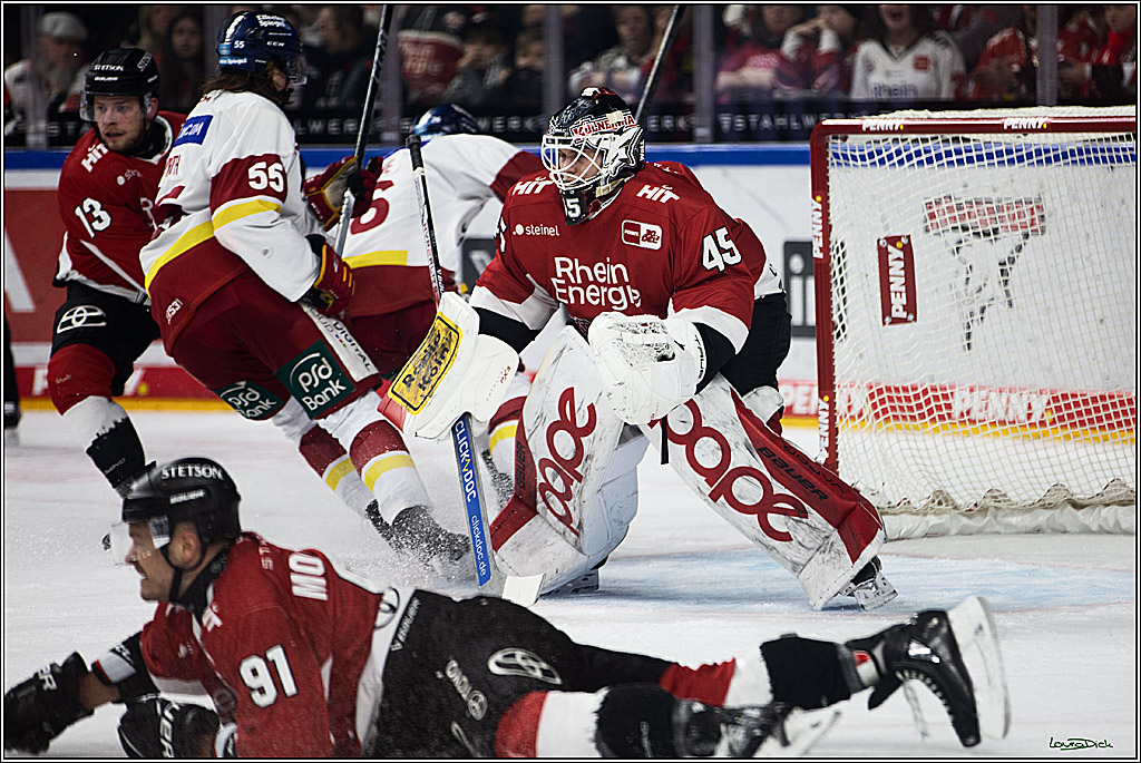 PENNY DEL; Koelner Haie- Duesseldorfer EG; Koeln, 28.12.2023