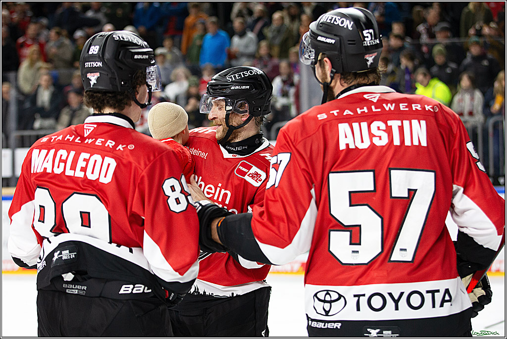 PENNY DEL; Koelner Haie- Schwenninger Wild Wings; Koeln, 14.01.2024