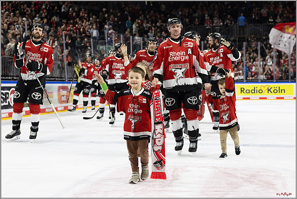 PENNY DEL 1; Kölner Haie - Fischtown Pinguins Bremerhaven; Köln, 30.01.2024