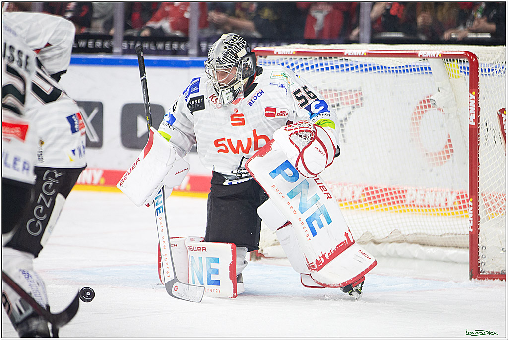 PENNY DEL; Koelner Haie- Fischtown Pinguins Bremerhaven; Koeln, 30.01.2024