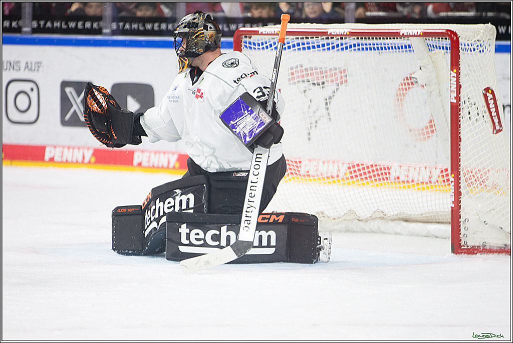PENNY DEL; Koelner Haie-Loewen Frankfurt; Koeln, 16.02.2024