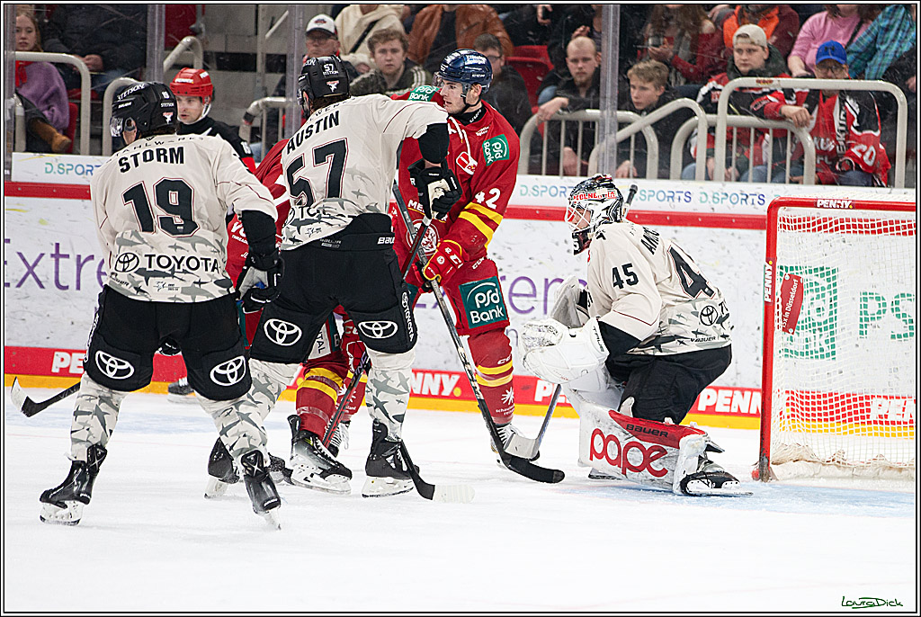 PENNY DEL; Duesseldorfer EG- Koelner Haie; Duesseldorf, 25.02.2024
