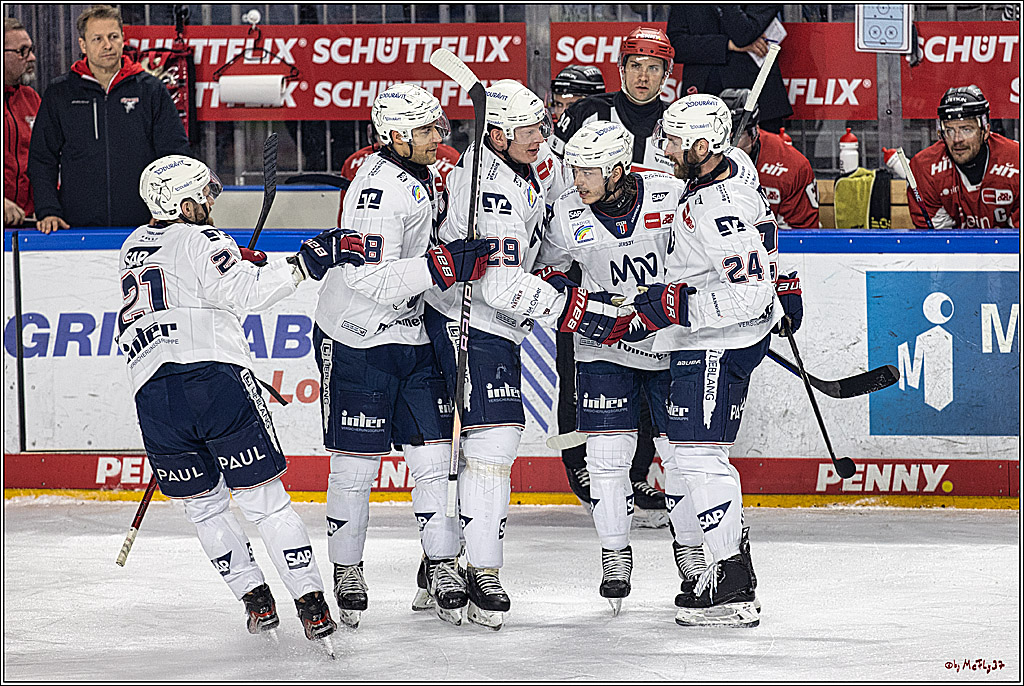 PENNY DEL: Kölner Haie - Adler Mannheim; Köln, 08.03.2024