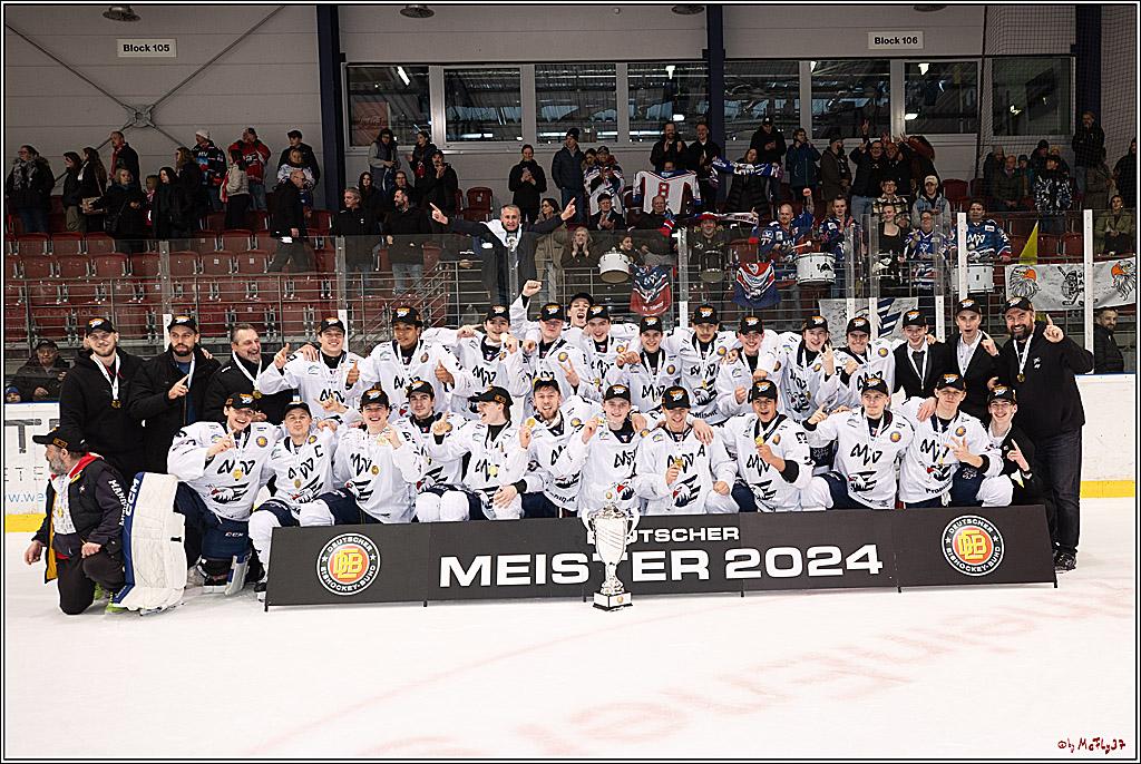 4. Finale Spiel U17 Kölner Junghaie - Jungadler Mannheim 1:5, 21.04.2024