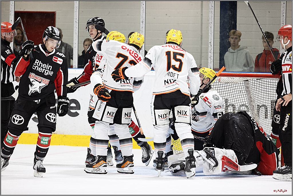 PENNY DEL, Testspiel Kölner Haie - Löwen Frankfurt 2-1; Köln, 25.08.2024