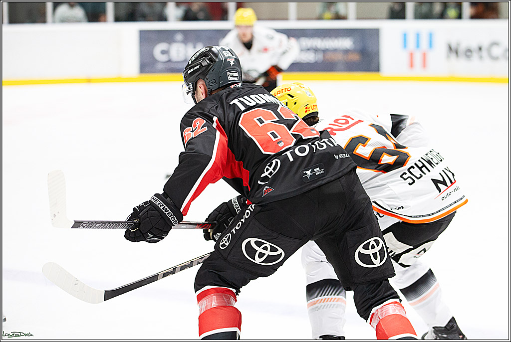 PENNY DEL;Testspiel Koelner Haie- Loewen Frankfurt; Koeln, 25.08.2024