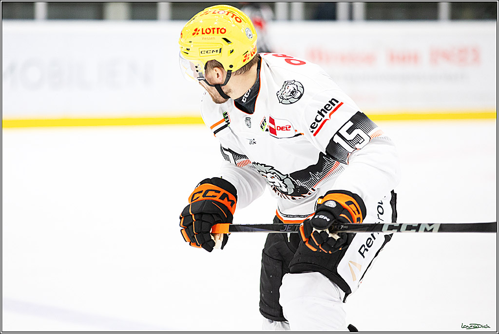 PENNY DEL;Testspiel Koelner Haie- Loewen Frankfurt; Koeln, 25.08.2024