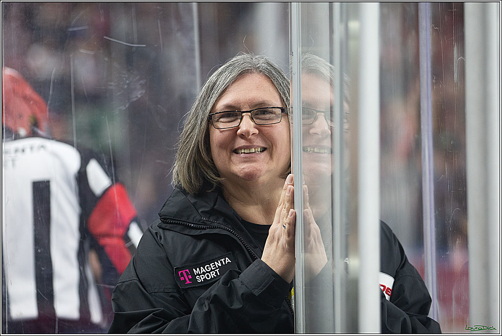 PENNY DEL; Koelner Haie- Staubing Tigers; Koeln, 03.10.2024