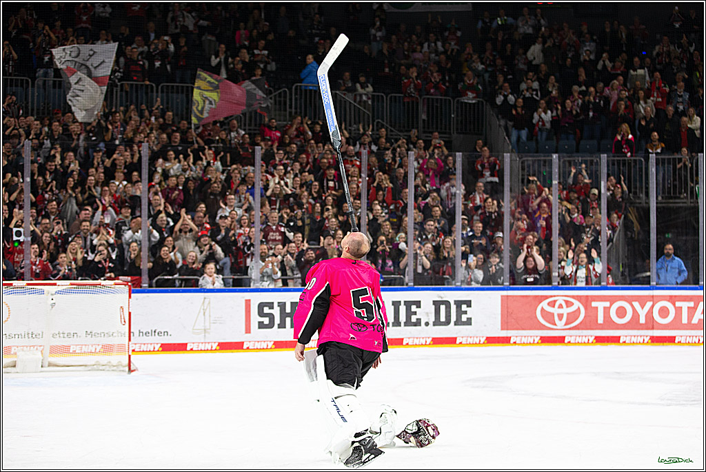 PENNY DEL; Koelner Haie- Staubing Tigers; Koeln, 03.10.2024