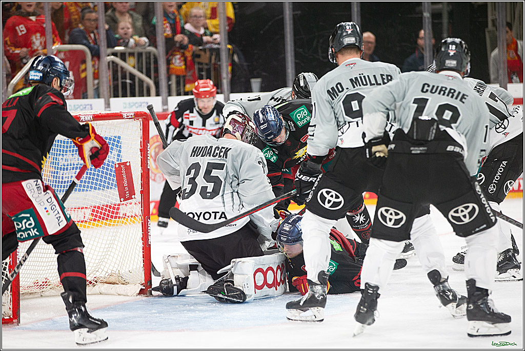 PENNY DEL; Duesseldorfer EG-Koelner Haie; Duesseldorf, 18.10.2024