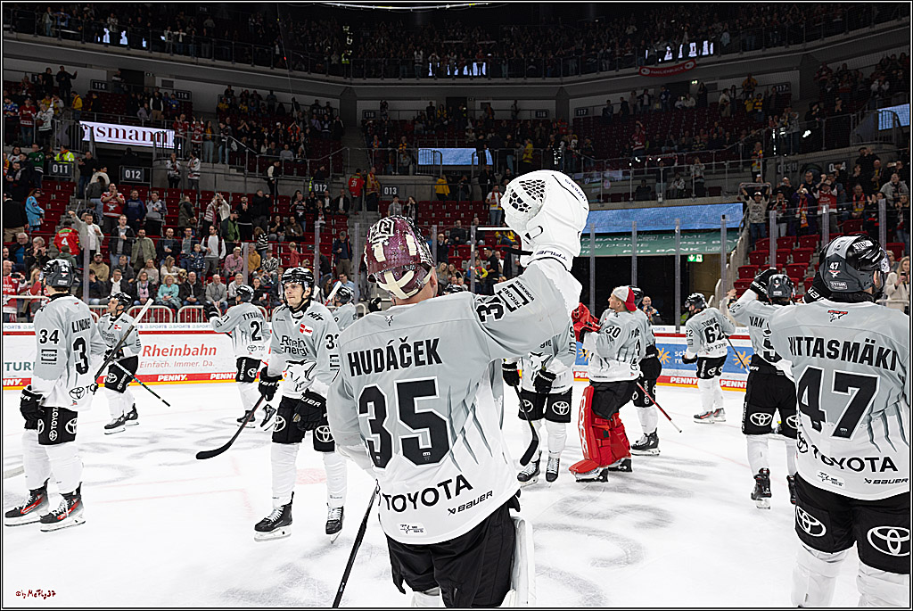 PENNY DEL 1; Düsseldorfer EG - Kölner Haie; Düsseldorf, 18.10.2024