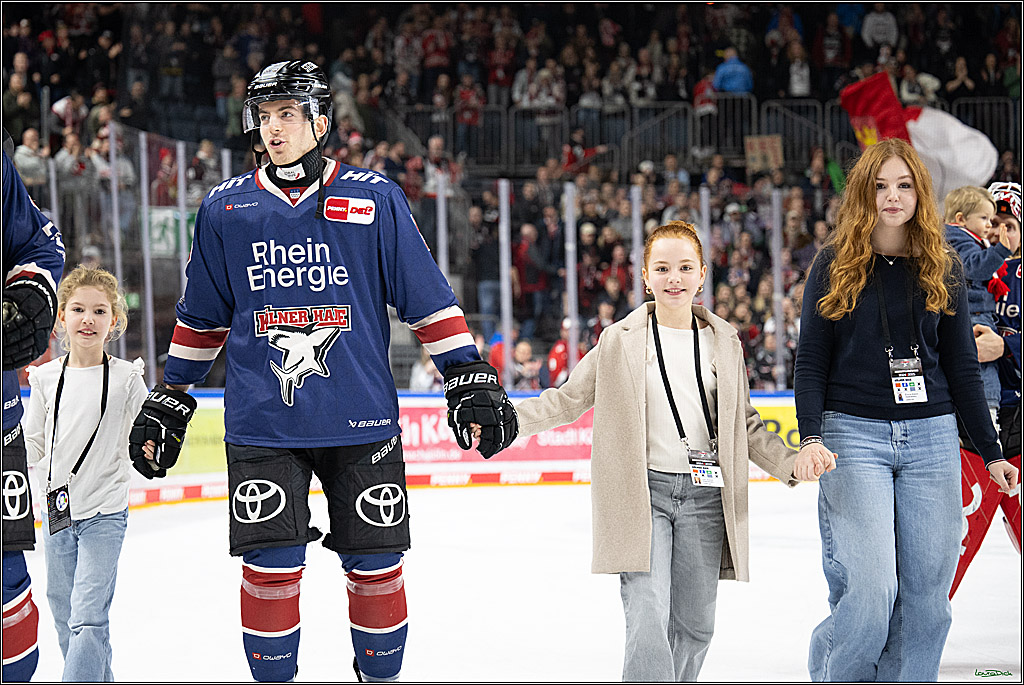 PENNY DEL; Koelner Haie-Augsburger Panther; Koeln, 08.12.2024