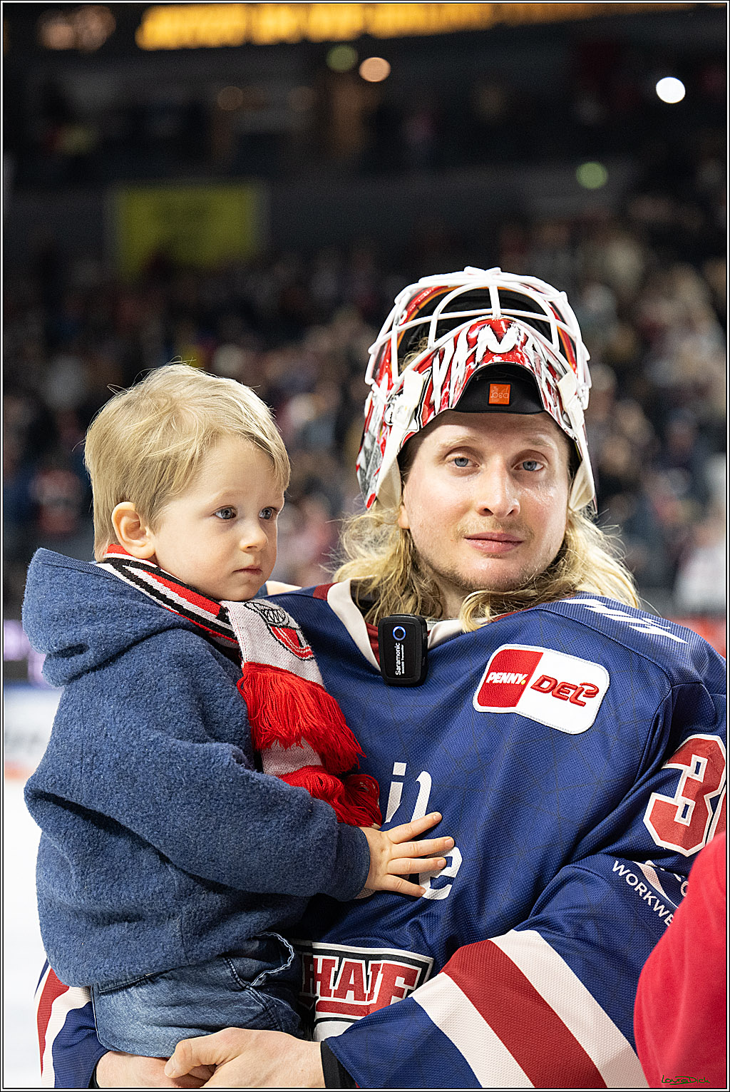 PENNY DEL; Koelner Haie-Augsburger Panther; Koeln, 08.12.2024