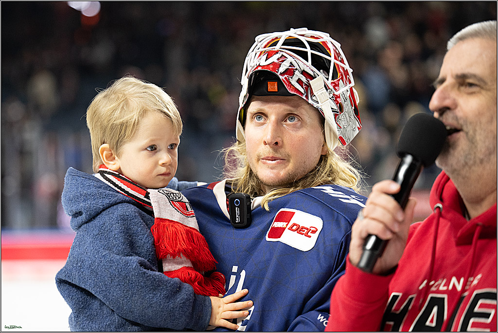 PENNY DEL; Koelner Haie-Augsburger Panther; Koeln, 08.12.2024