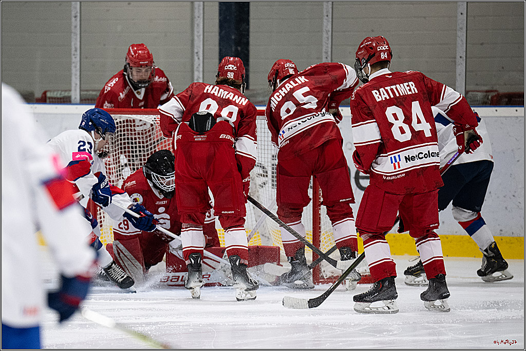 Freundschaftsspiel Junghaie U17 - Nationalmannschaft GRB U18; Köln, 18.12.2024