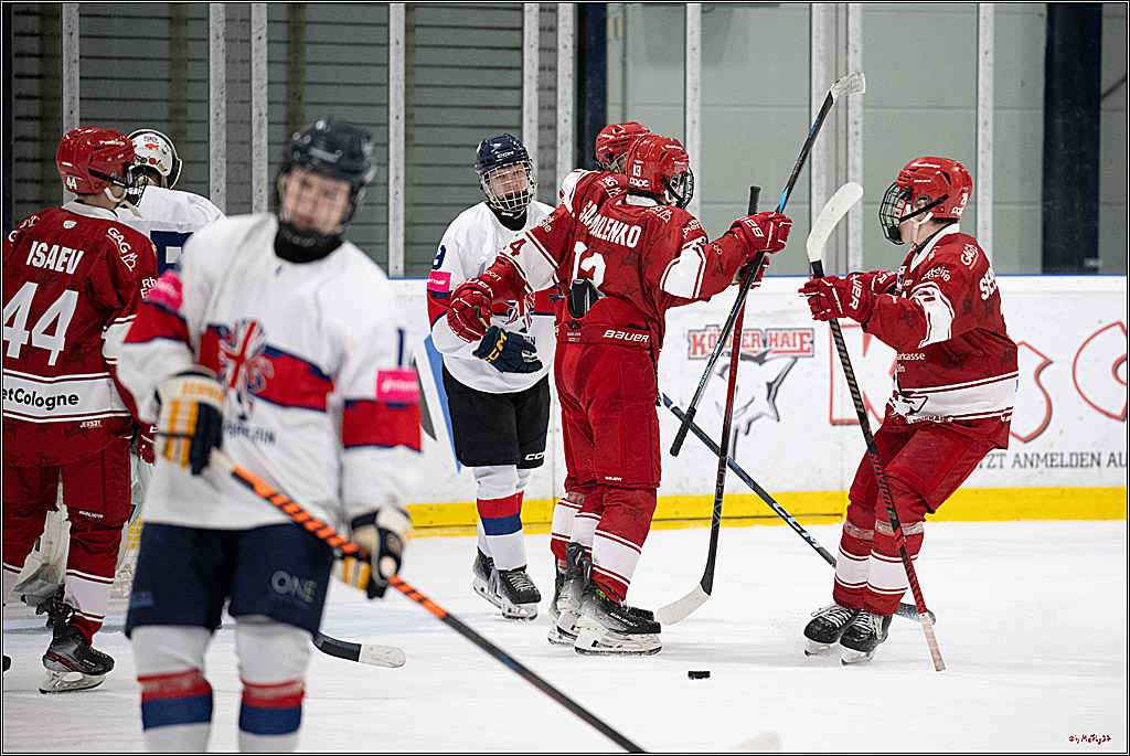 Freundschaftsspiel Junghaie U17 - Nationalmannschaft GRB U18; Köln, 18.12.2024