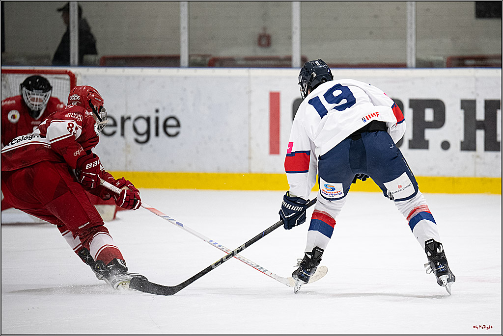 Freundschaftsspiel Junghaie U17 - Nationalmannschaft GRB U18; Köln, 18.12.2024