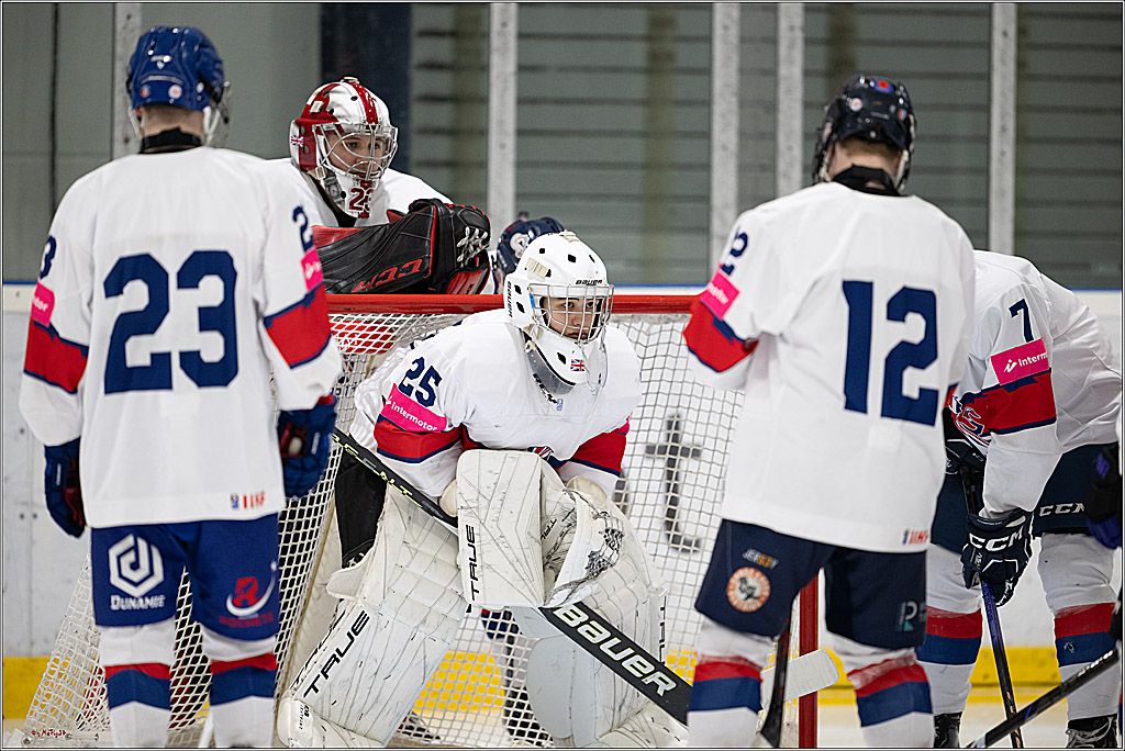 Freundschaftsspiel Junghaie U17 - Nationalmannschaft GRB U18; Köln, 18.12.2024