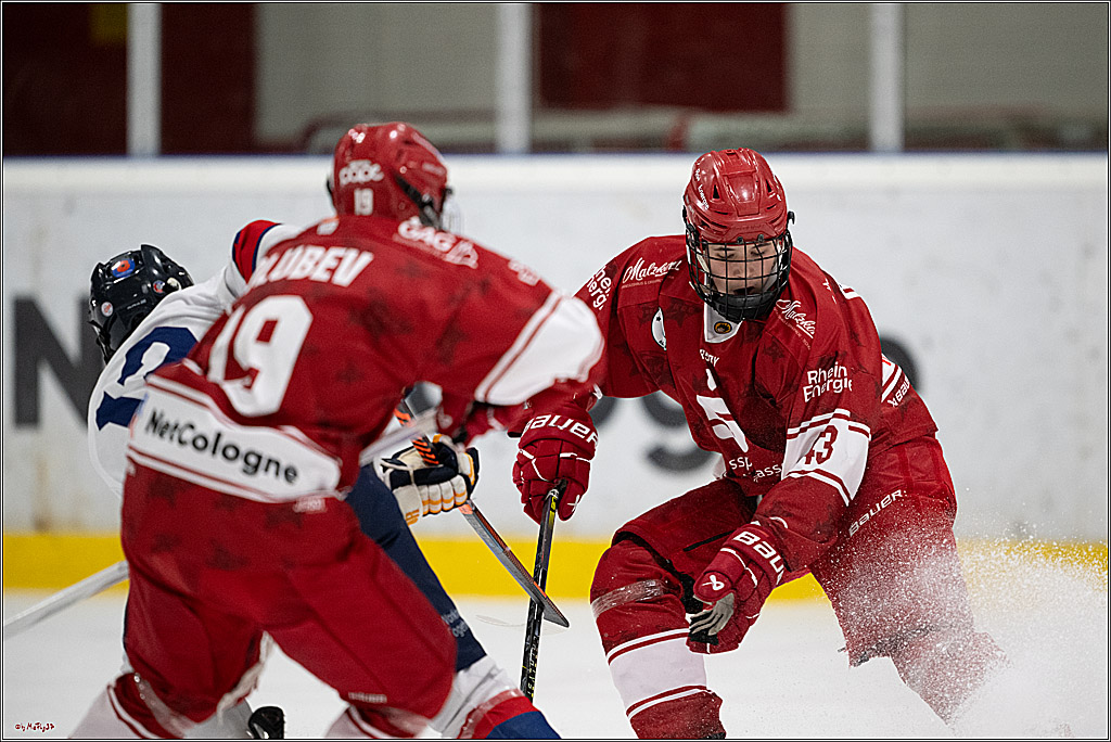 Freundschaftsspiel Junghaie U17 - Nationalmannschaft GRB U18; Köln, 18.12.2024