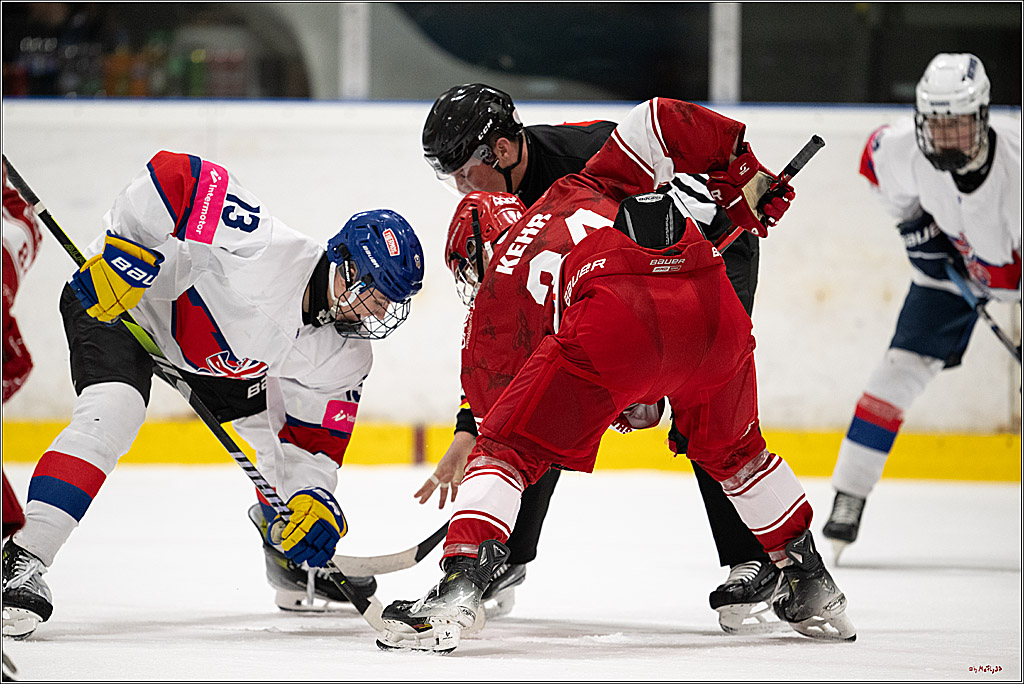 Freundschaftsspiel Junghaie U17 - Nationalmannschaft GRB U18; Köln, 18.12.2024