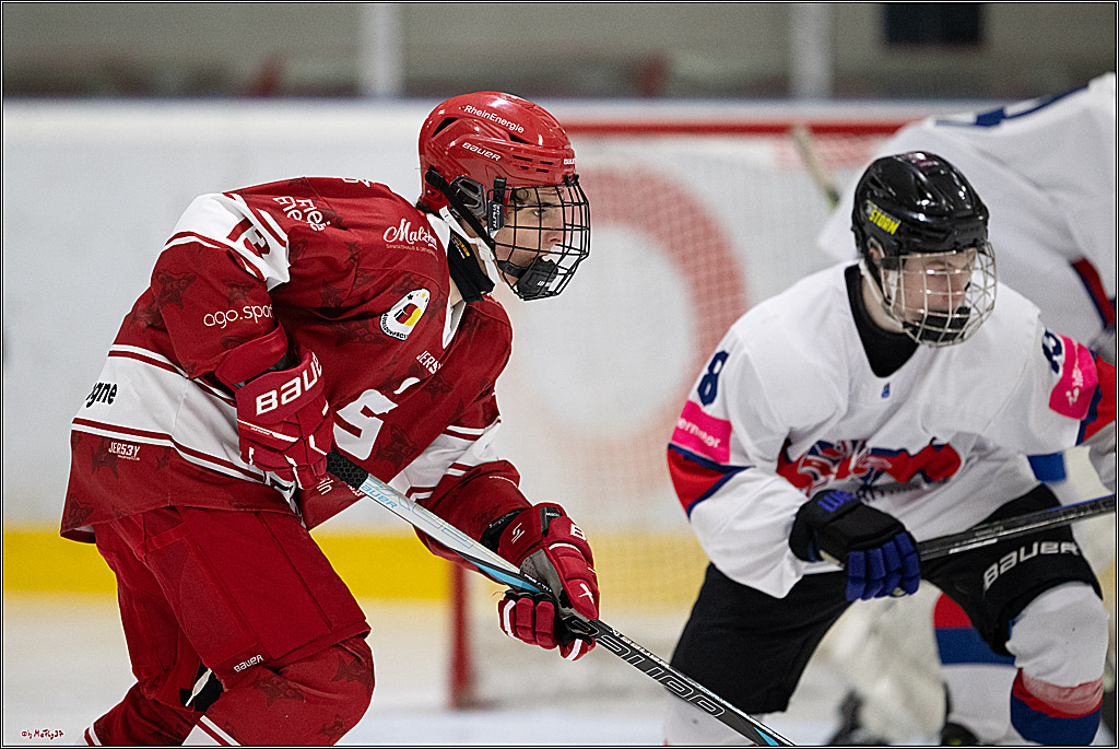 Freundschaftsspiel Junghaie U17 - Nationalmannschaft GRB U18; Köln, 18.12.2024