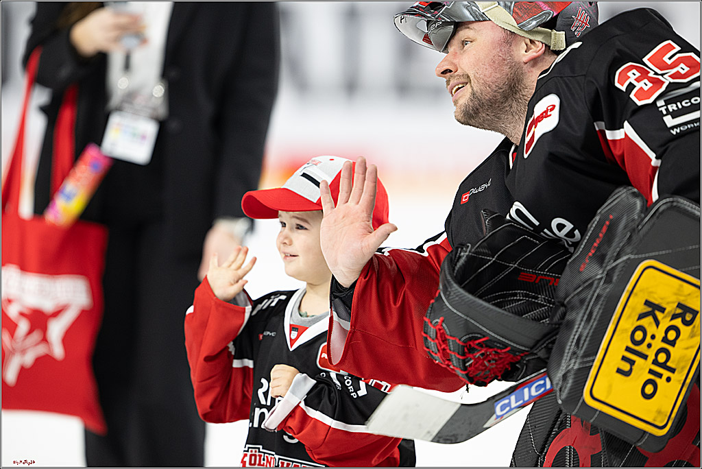 PENNY DEL 1; Kölner Haie - Löwen Frankfurt; Köln, 30.12.2024
