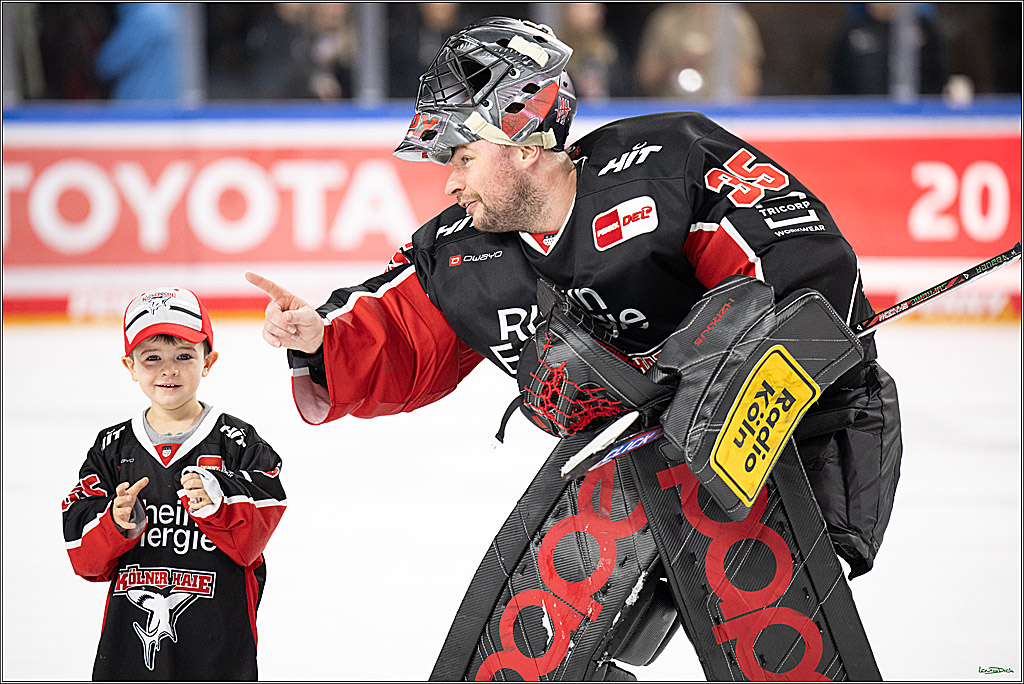 PENNY DEL; Koelner Haie- Loewen Frankfurt; Koeln, 30.12.2024