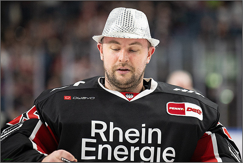 PENNY DEL; Koelner Haie- Loewen Frankfurt; Koeln, 30.12.2024