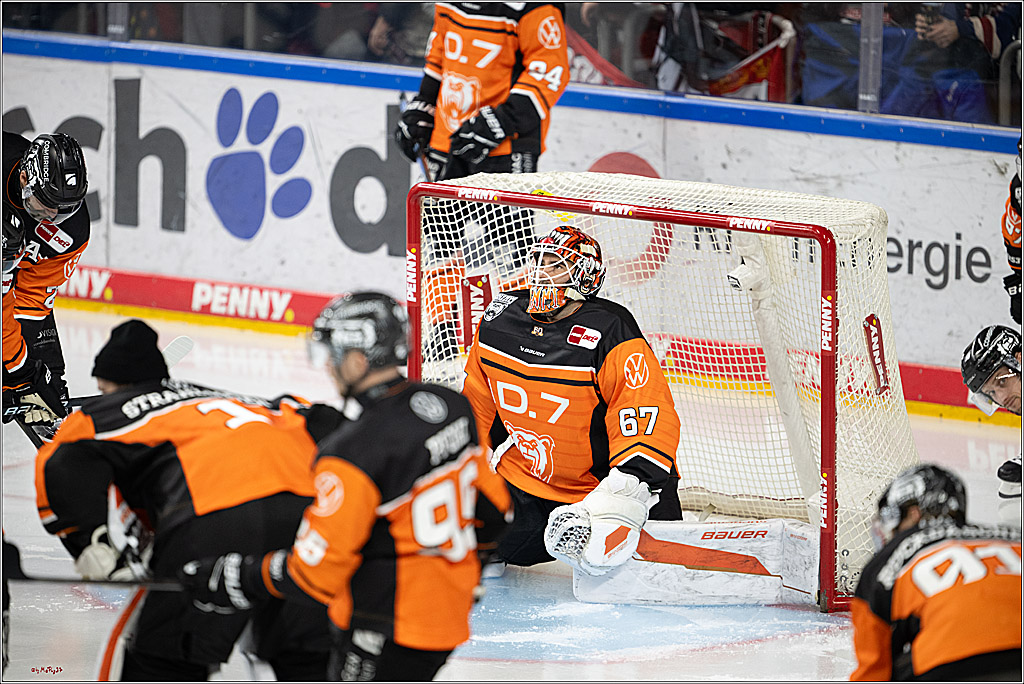 PENNY DEL 1; Kölner Haie - Grizzlys Wolfsburg; Köln, 10.01.2025