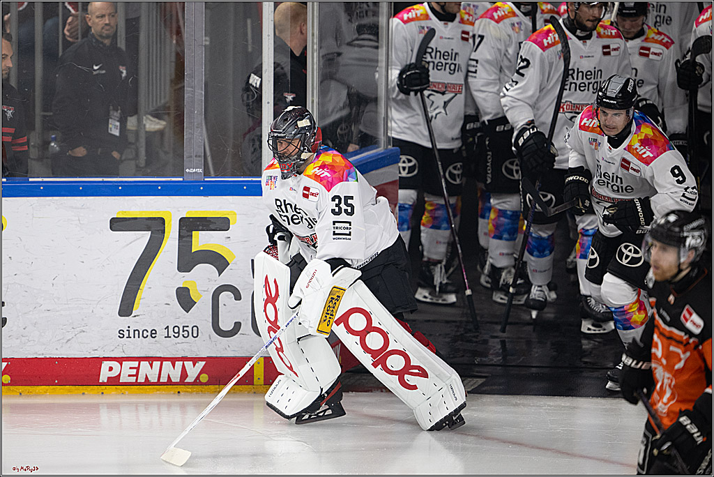 PENNY DEL 1; Kölner Haie - Grizzlys Wolfsburg; Köln, 10.01.2025