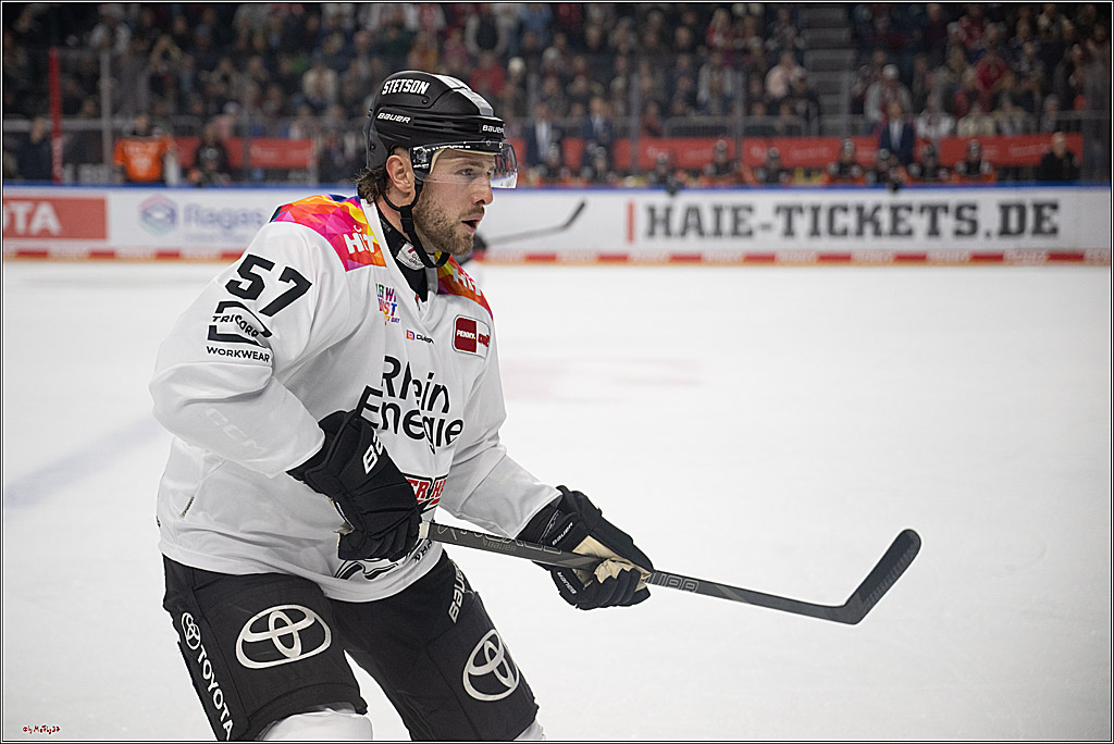 PENNY DEL 1; Kölner Haie - Grizzlys Wolfsburg; Köln, 10.01.2025