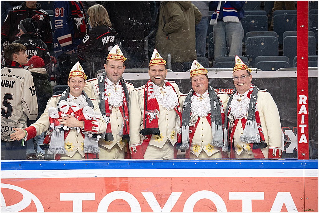 PENNY DEL; Koelner Haie-Adler Mannheim; Koeln, 02.02.2025