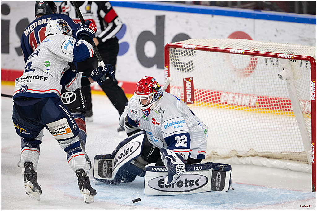 PENNY DEL 1; Kölner Haie - Iserlohn Roosters; Köln, 04.03.2025