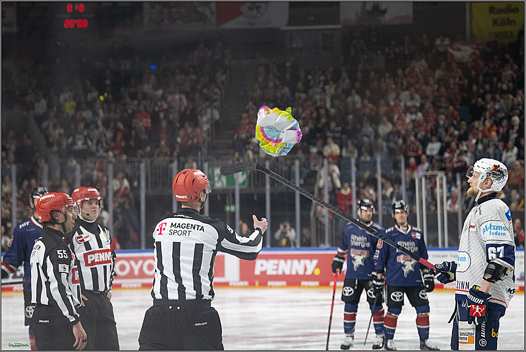 PENNY DEL; Koelner Haie-Iserlohn Roosters; Koeln, 04.03.2025
