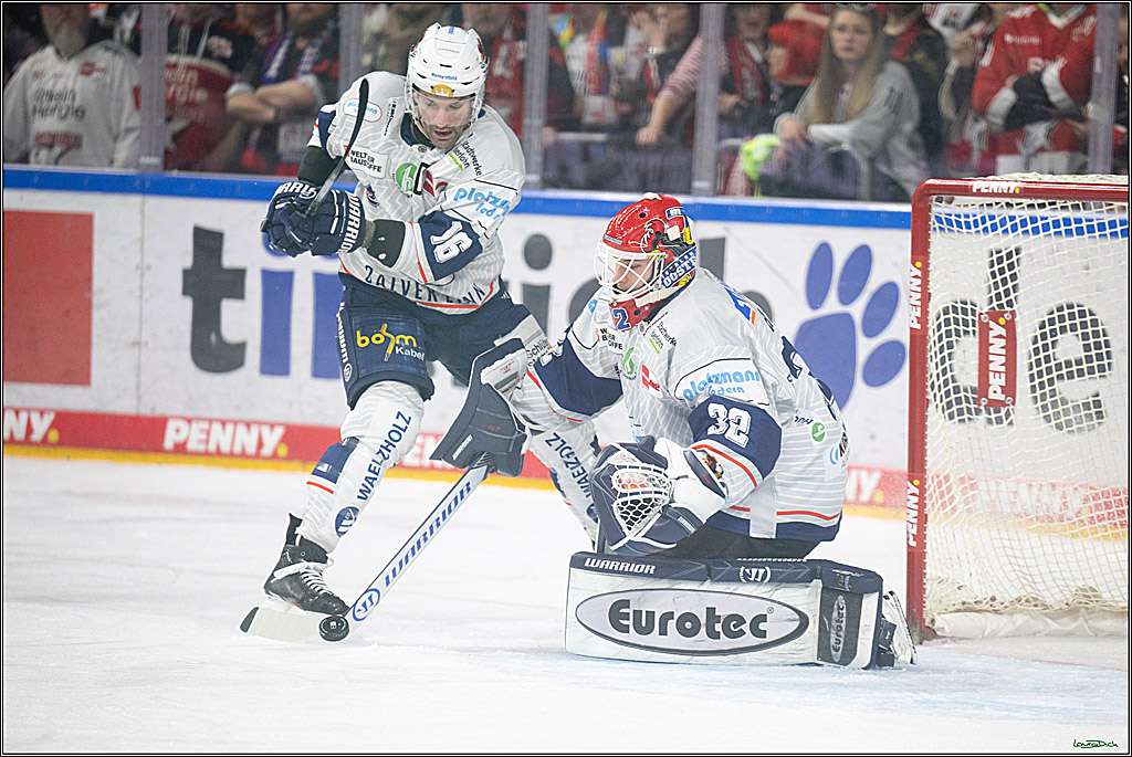 PENNY DEL; Koelner Haie-Iserlohn Roosters; Koeln, 04.03.2025