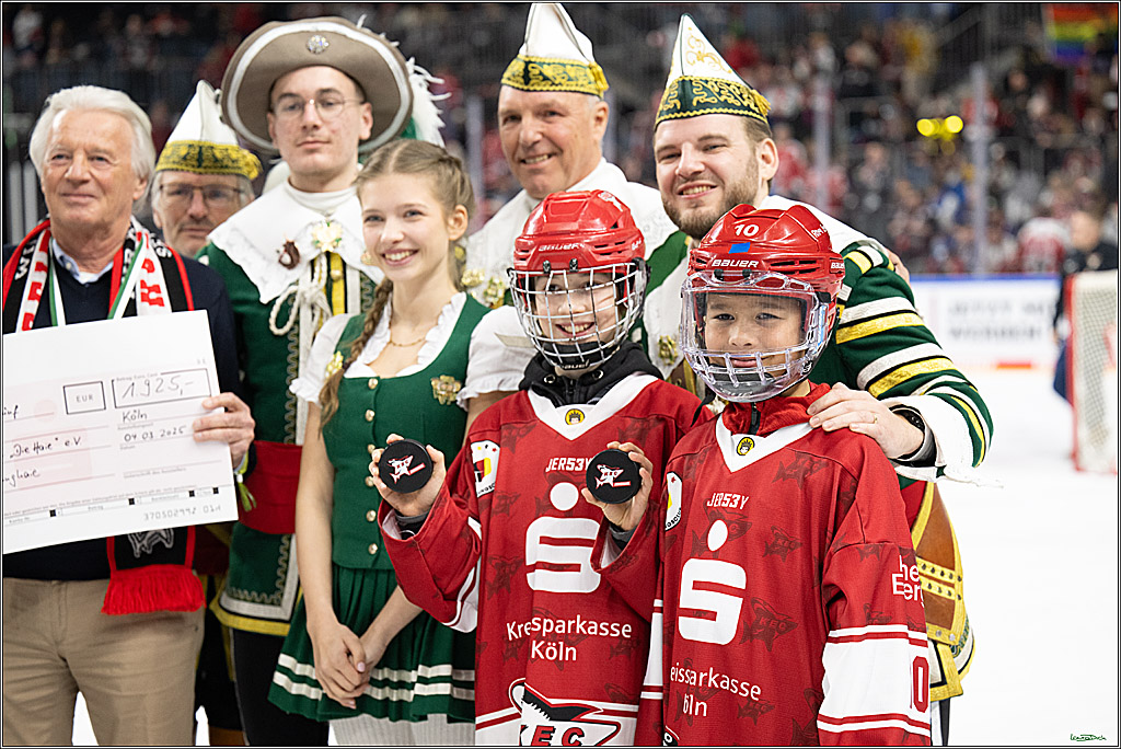 PENNY DEL; Koelner Haie-Iserlohn Roosters; Koeln, 04.03.2025