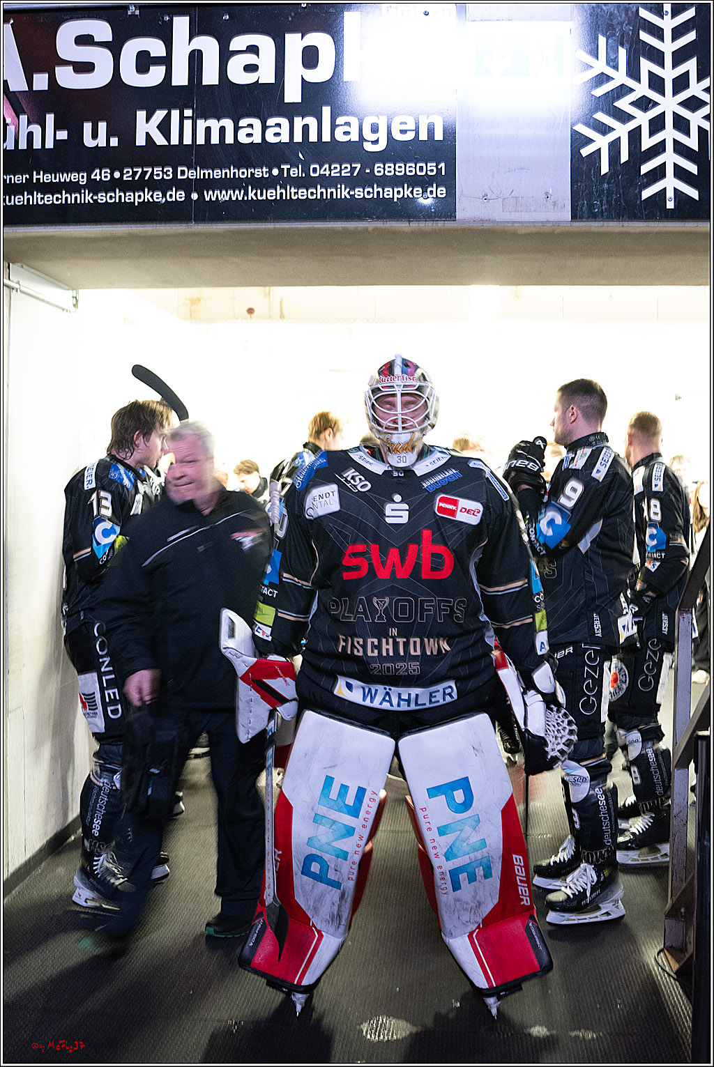 PENNY DEL 1 - Playoff Viertelfinale; Fischtown Pinguins Bremerhaven - Kölner Haie; Bremerhaven, 16.03.2025