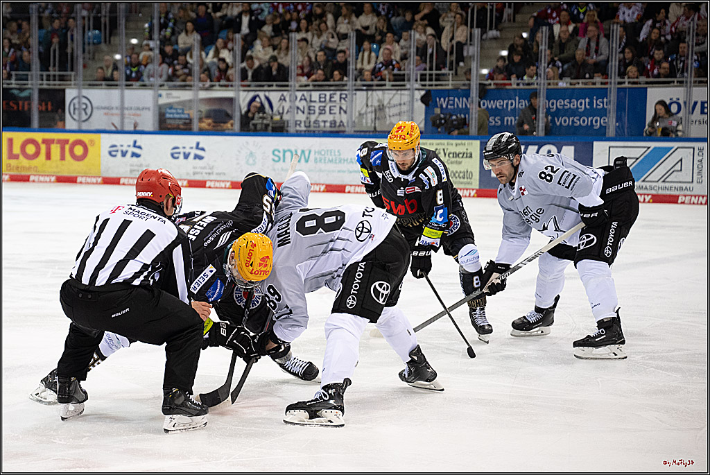 PENNY DEL 1 - Playoff Viertelfinale; Fischtown Pinguins Bremerhaven - Kölner Haie; Bremerhaven, 16.03.2025