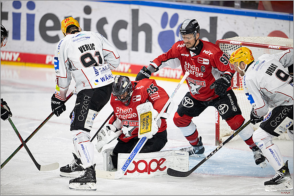 PENNY DEL 1 - Playoff Viertelfinale; Kölner Haie - Fischtown Pinguins Bremerhaven; Köln, 18.03.2025