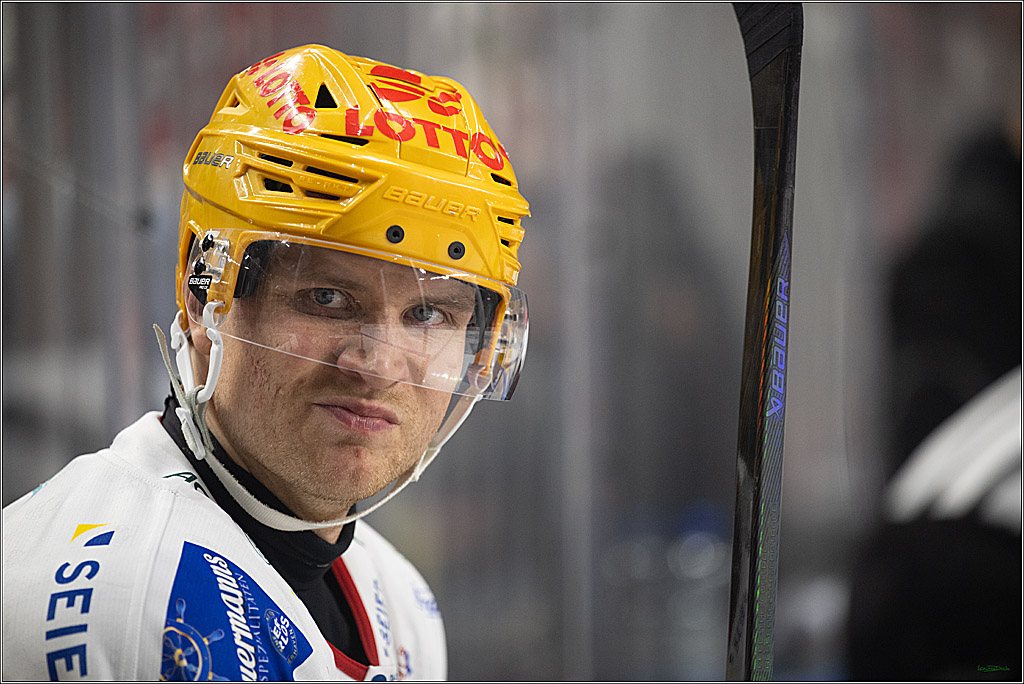 PENNY DEL; Koelner Haie- Fischtown Bremerhaven; Koeln, 18.03.2025