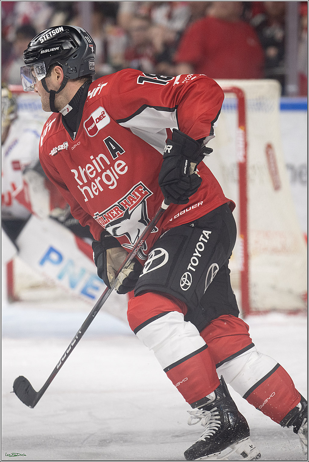 PENNY DEL; Koelner Haie- Fischtown Bremerhaven; Koeln, 18.03.2025