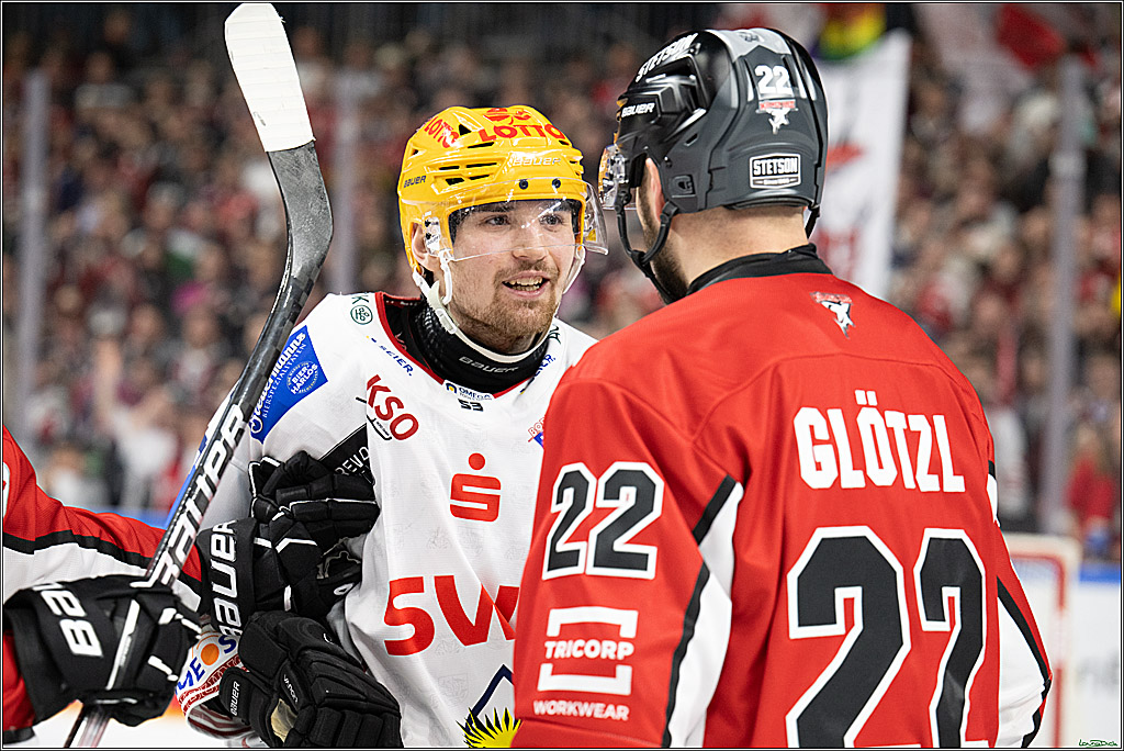 PENNY DEL; Koelner Haie- Fischtown Bremerhaven; Koeln, 18.03.2025