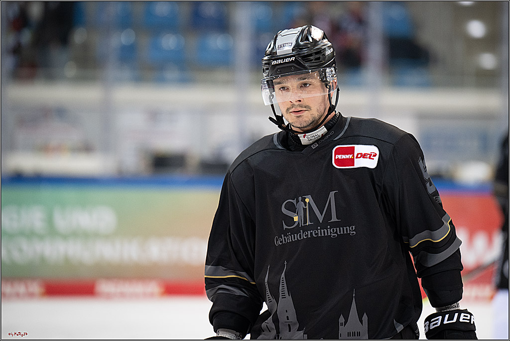 PENNY DEL 1 - Playoff Viertelfinale; Fischtown Pinguins Bremerhaven - Kölner Haie; Bermerhaven, 21.03.2025