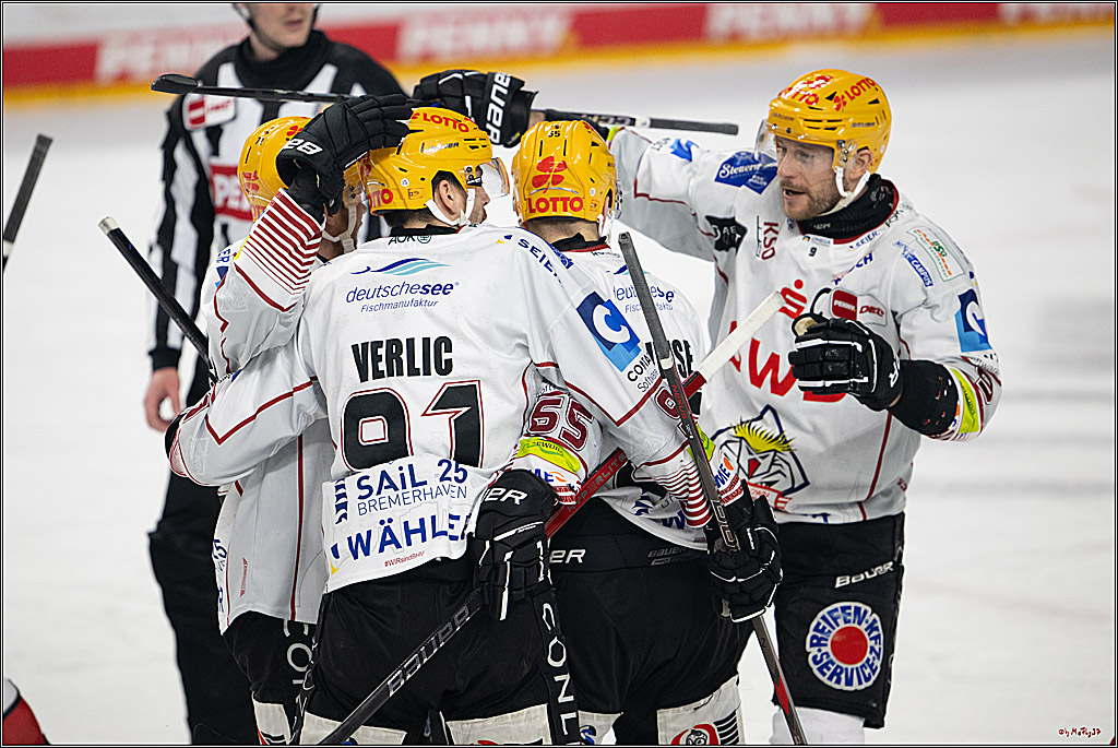 PENNY DEL 1 - Playoff Viertelfinale; Kölner Haie - Fischtown Pinguins Bremerhaven; Köln, 24.03.2025