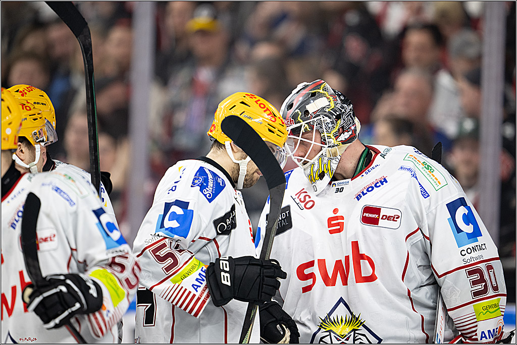 PENNY DEL 1 - Playoff Viertelfinale; Kölner Haie - Fischtown Pinguins Bremerhaven; Köln, 24.03.2025