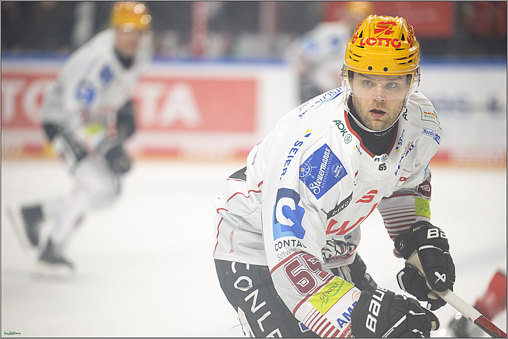 PENNY DEL; Koelner Haie- Fischtown Bremerhaven; Koeln, 24.03.2025