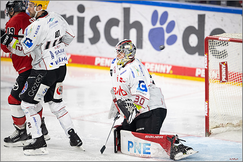 PENNY DEL 1 - Playoff Viertelfinale; Kölner Haie - Fischtown Pinguins Bremerhaven; Köln, 28.03.2025