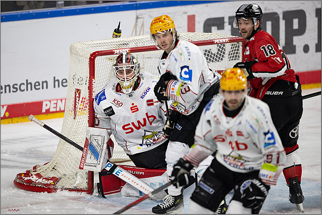 PENNY DEL 1 - Playoff Viertelfinale; Kölner Haie - Fischtown Pinguins Bremerhaven; Köln, 28.03.2025
